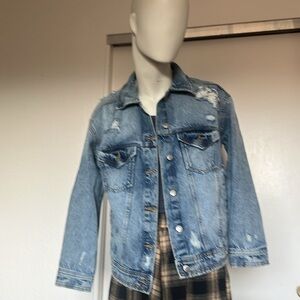 NWOT CELEBRITY OUNK DENIM JACKET JRS  DISTRESSED COLOR BLUE SIZE XS NWOT